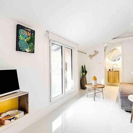 New Design Studio Walking To The Beach And Shops Appartement Villefranche-sur-Mer Buitenkant foto